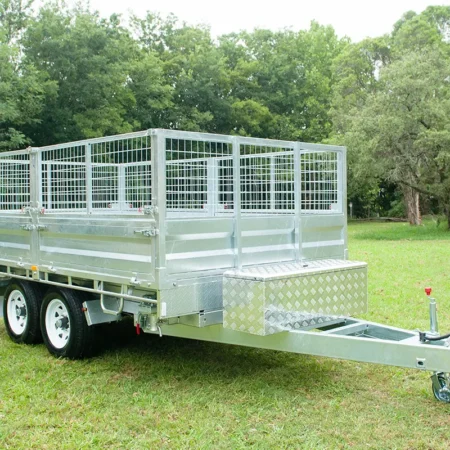 KKT-FT127TP3-3500RP - 12×7 Hydraulic 3-Way Tipper Galvanised Flat Top Trailer 3500kg ATM WITH 600mm CAGE AND LOADING RAMPS