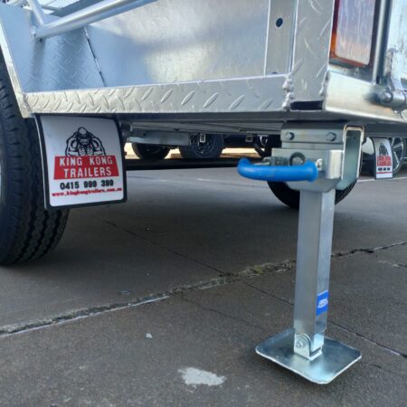 Drop Down Corner Steadies 590mm (Pair)