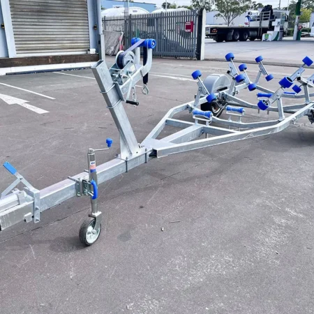 KKT-BTS48120 - 4.8m Galvanised Boat Trailer 1200kg ATM – Suits Boats 4.3–4.8m (14.1–15.7ft)