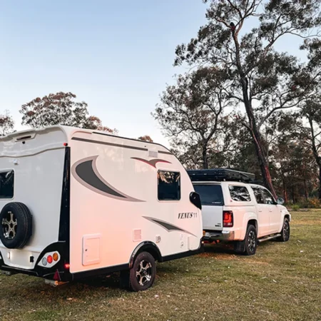 KKT-Lunar 11ft Caravan
