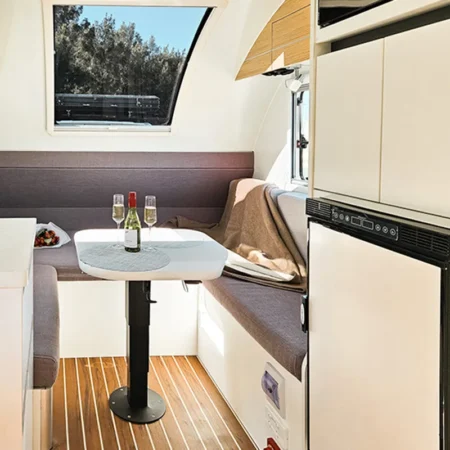 KKT-Lunar 11ft Caravan