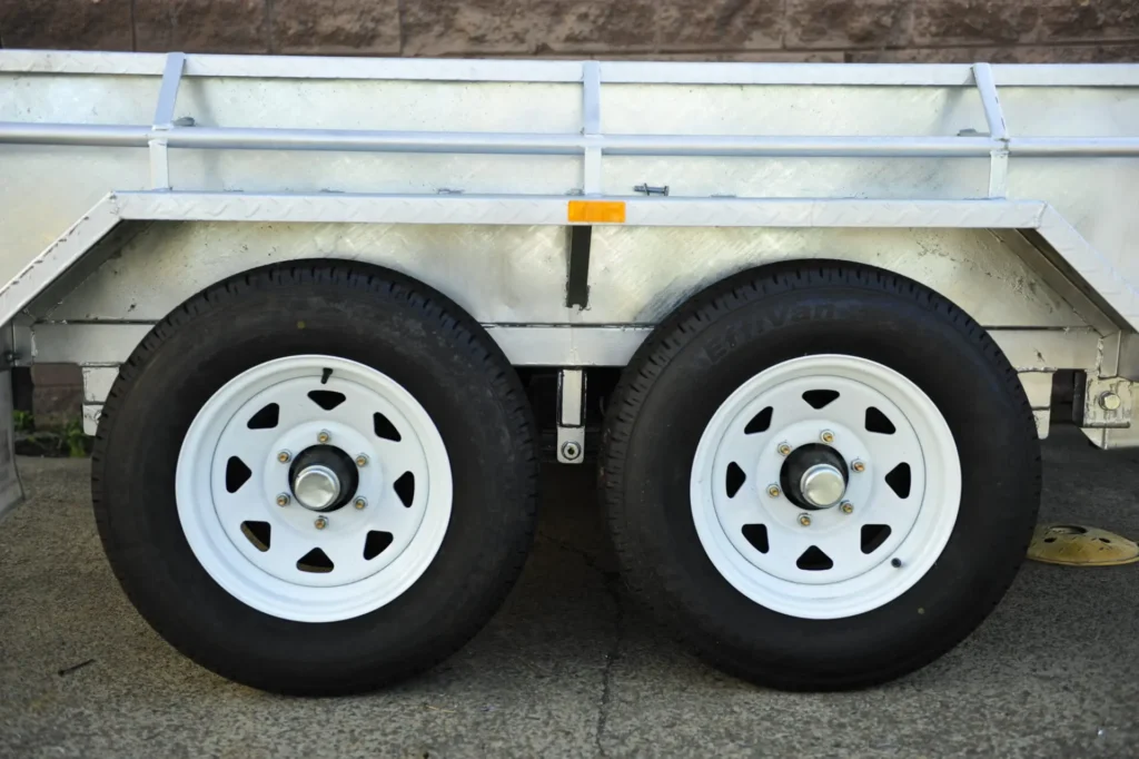 Spare Wheel (195R15 & 225R15C)