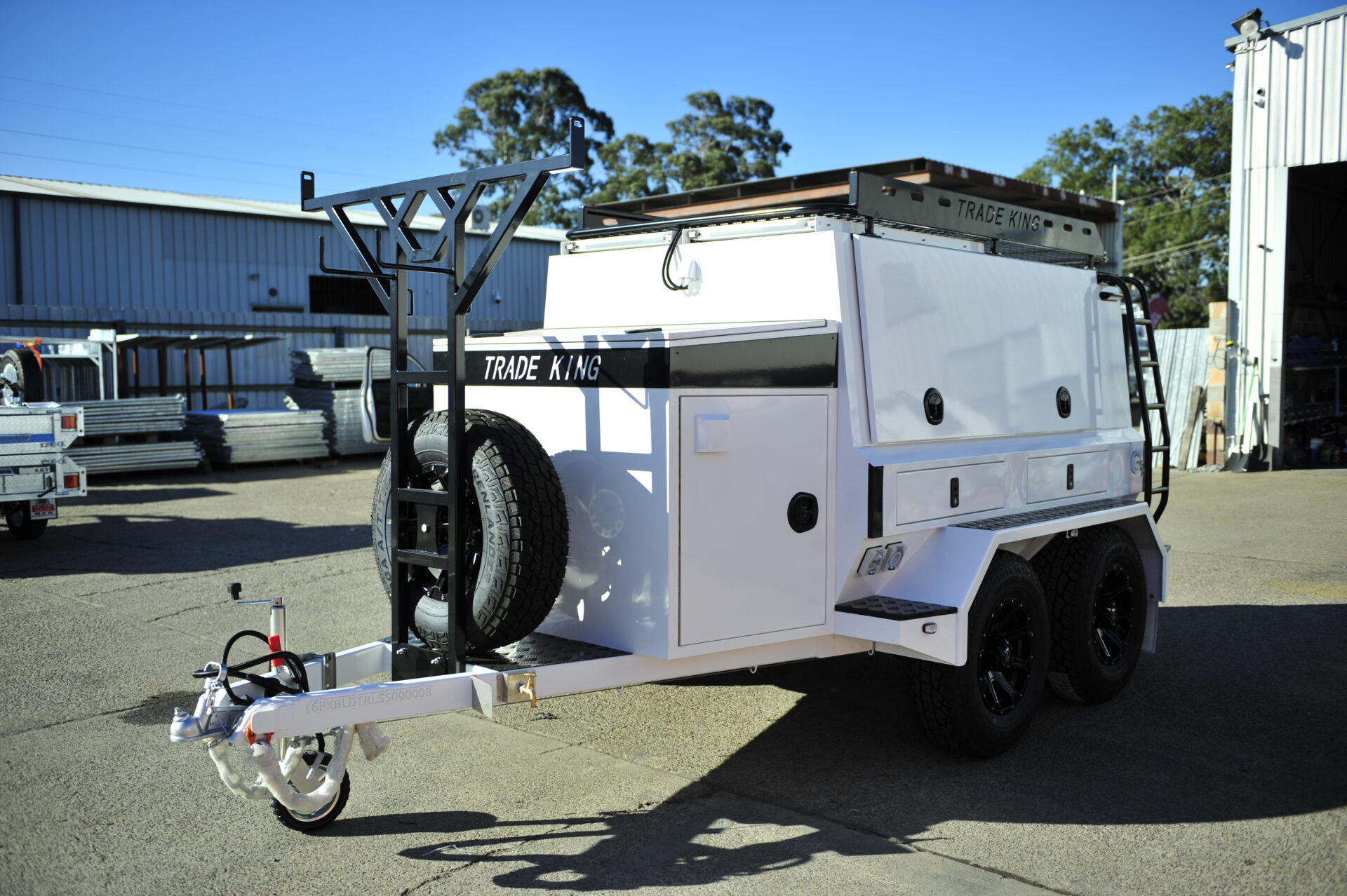 Trade King builder trailer main product view